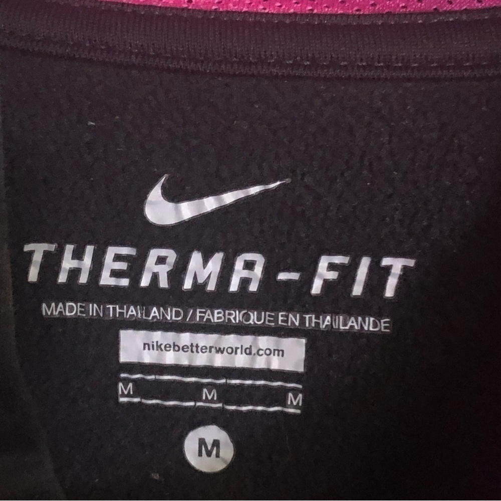 Nike Therma-Fit Black Pink Pullover Pouch Hoodie Medium Jacket - Picture 6 of 7